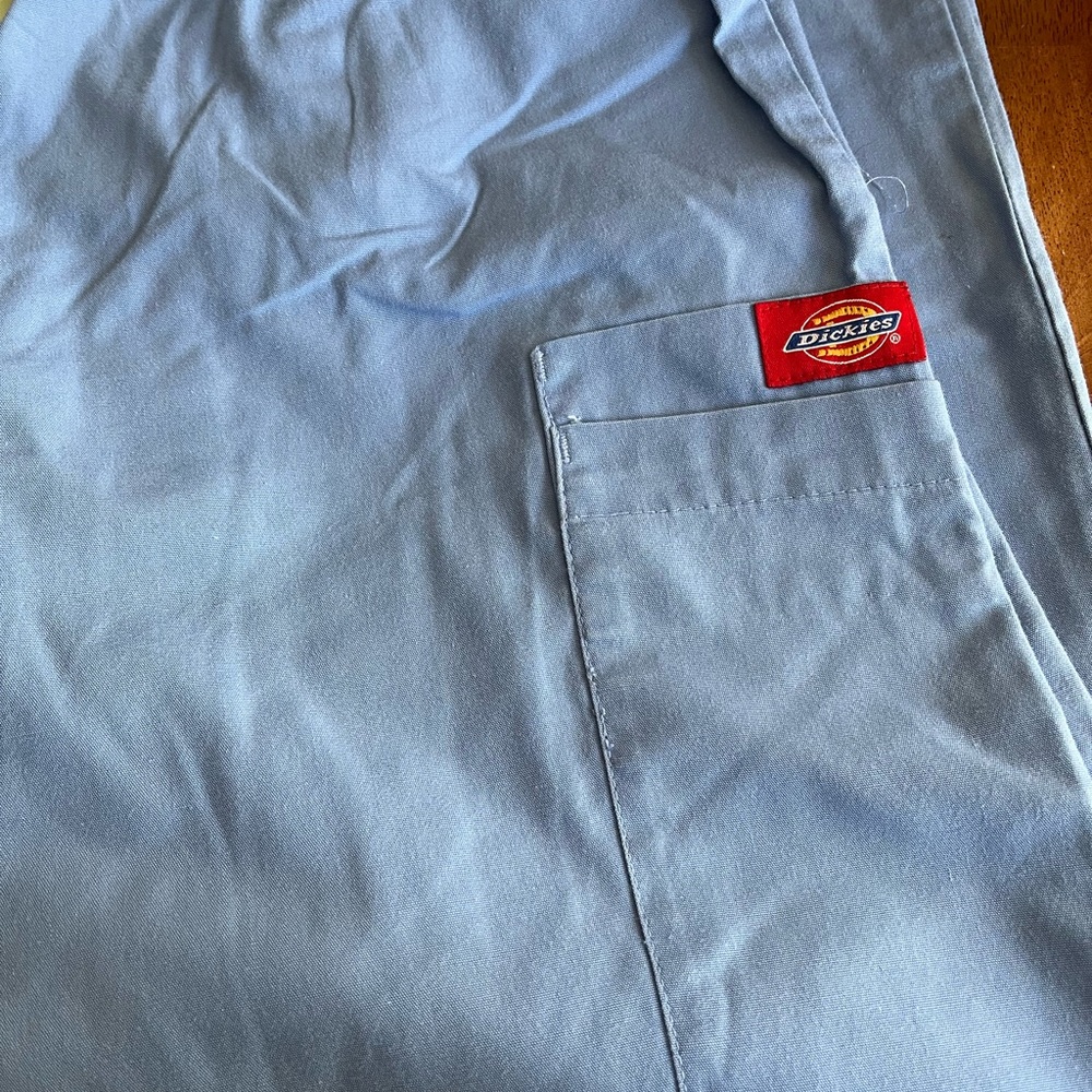 Light Blue Scrub Set - Picture 6 of 6